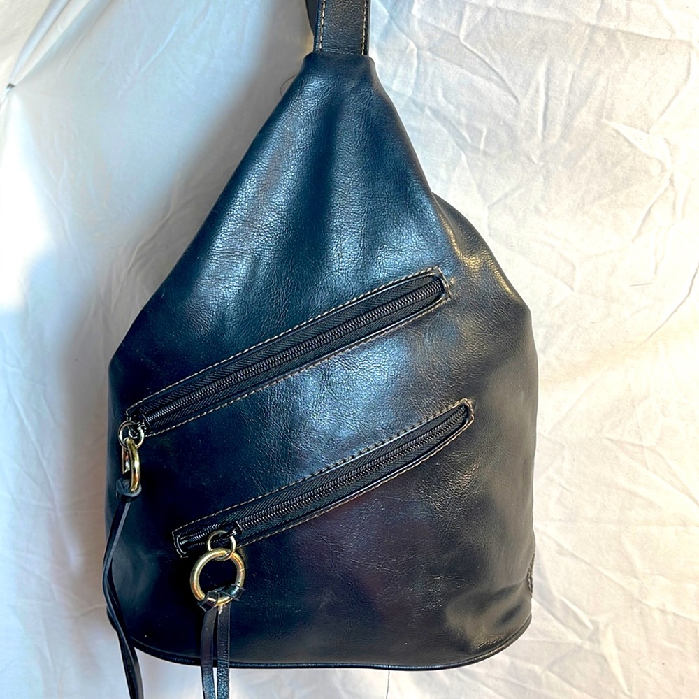 Nine & co bucket style bag